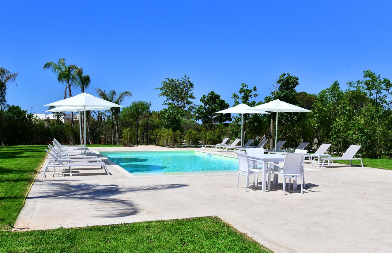 Borgo Fiorito Relais Bed & Breakfast Parabita Exterior photo