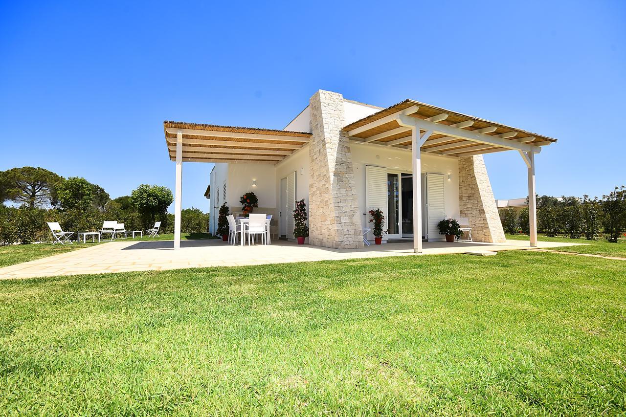 Borgo Fiorito Relais Bed & Breakfast Parabita Exterior photo